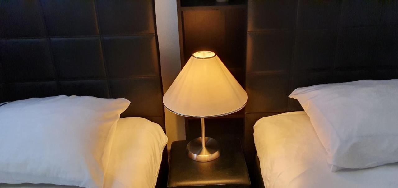 Guesthouse Marie Therese 布鲁塞尔 外观 照片